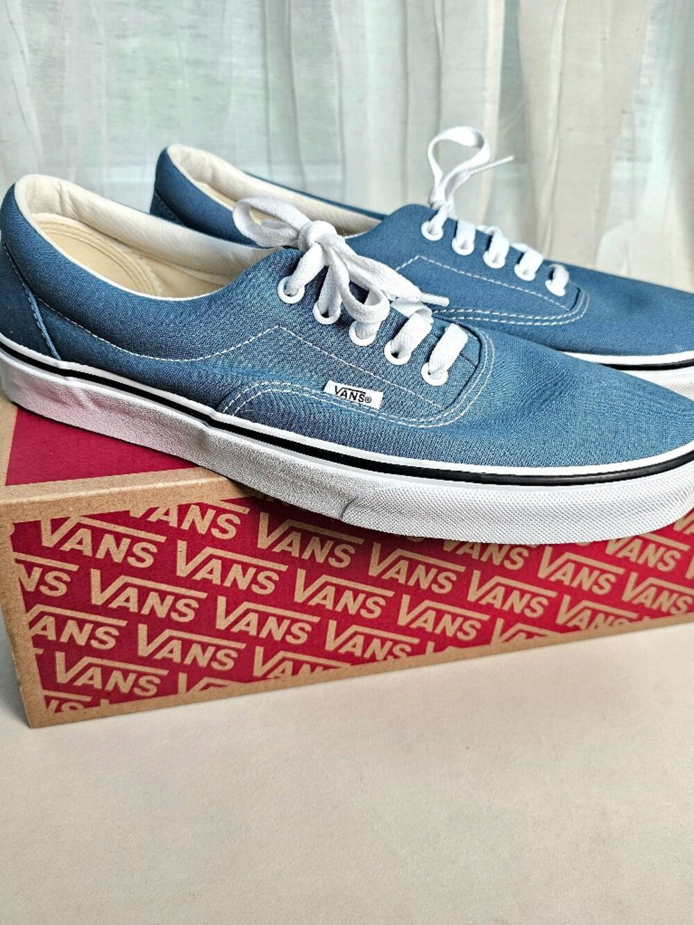 Vans Era Sneakers Men’s Size 11 Blue Canvas Lace-Up NIB Classic Skate Shoes